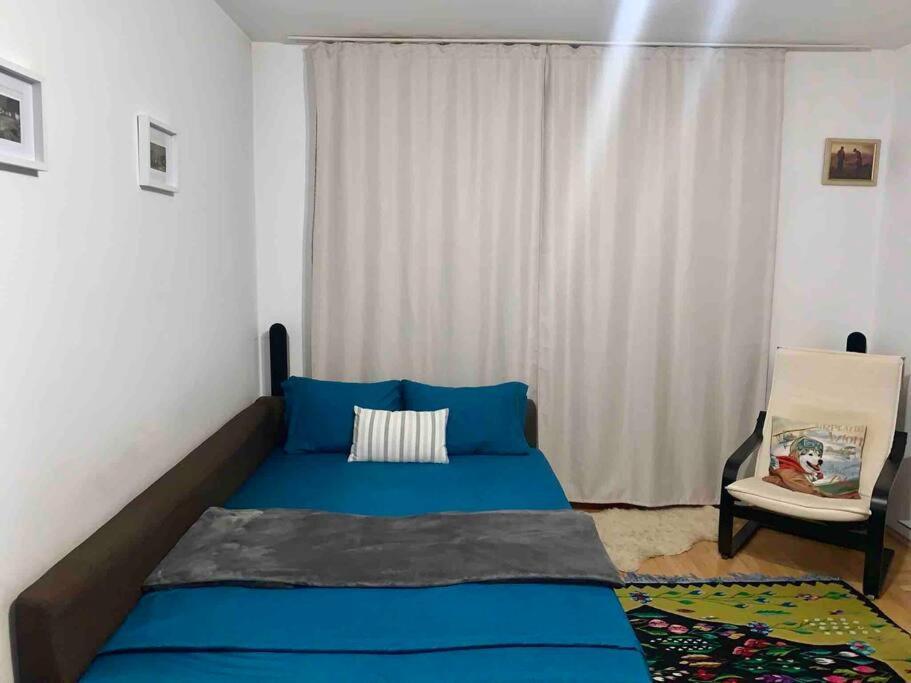 Central Apartment Muncii Area Netflix Bucharest Luaran gambar