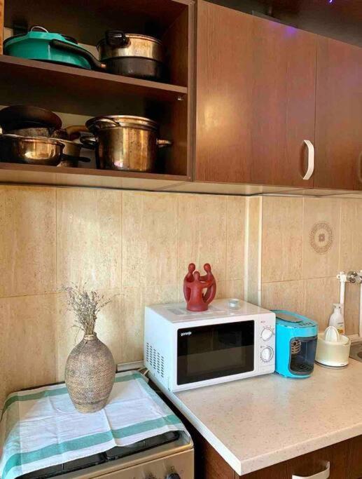 Central Apartment Muncii Area Netflix Bucharest Luaran gambar